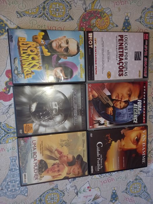 Vendo DVDs 3 euros cada na compra de 10 dvd 20