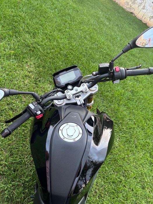 Mota naked BMW G310R