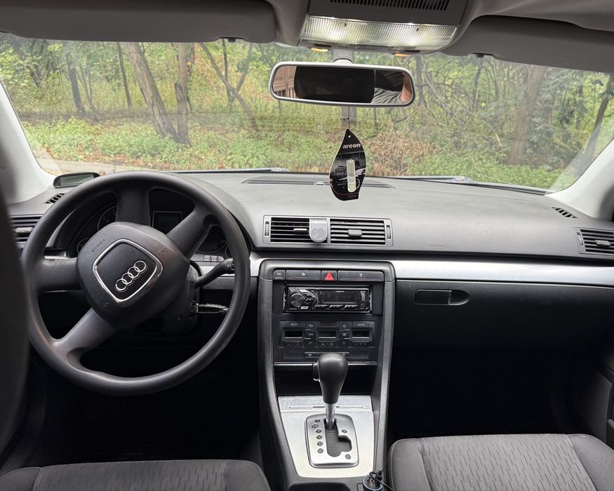 Продам Audi A4 b7 2.0 benz