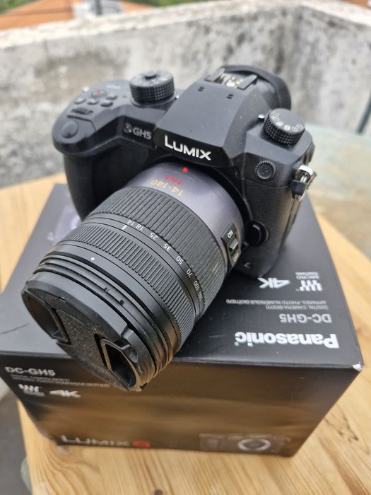 Panasonic Lumix DC-GH5