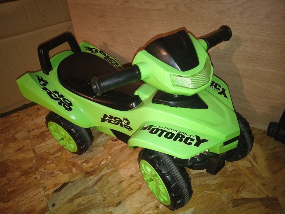 Jeździk dziecięcy QUAD XL