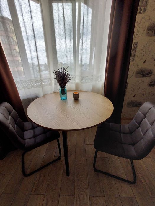 ВІЛЬНА !Подобово квартира Люкс в центрі міста