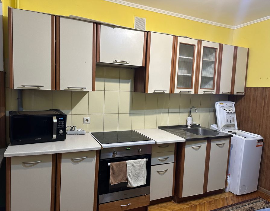 Продам кухню з хорошому стані