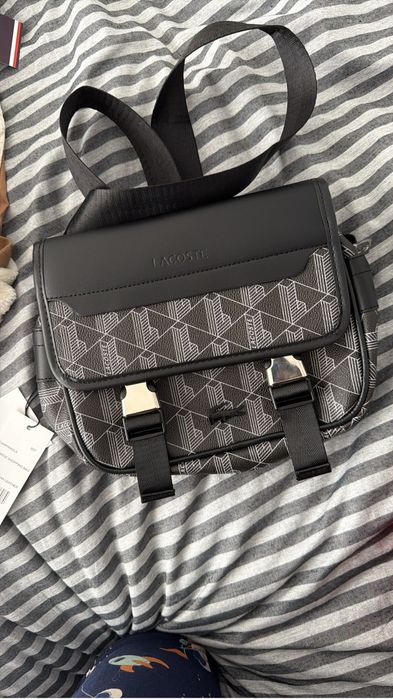 Mala lacoste fechos finos