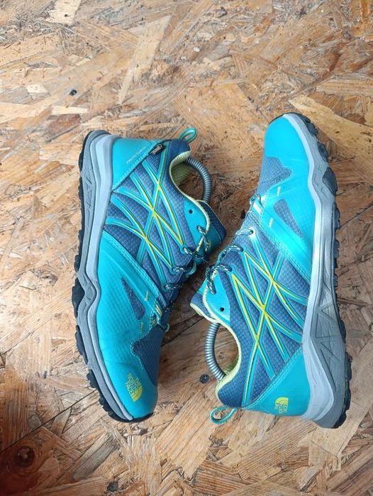 Трекінгові кросівки The North Face 40.5