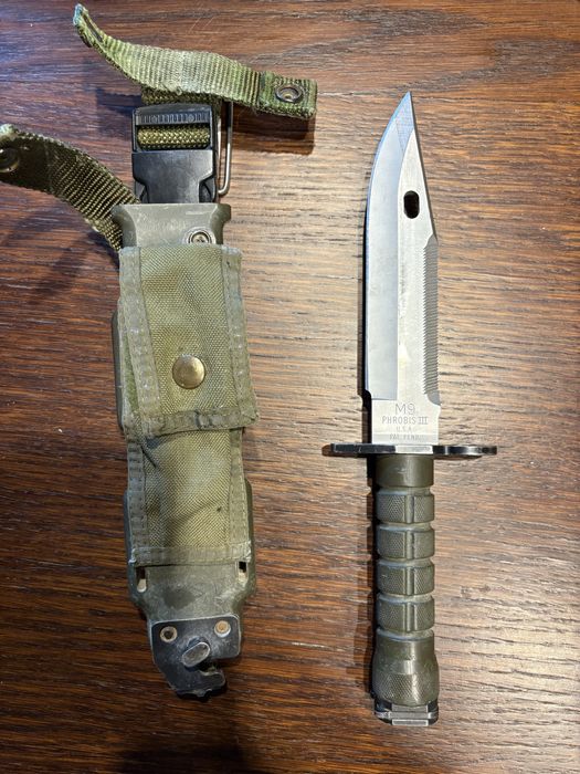 US Army bagnet M9 Phrobis lll lata 80