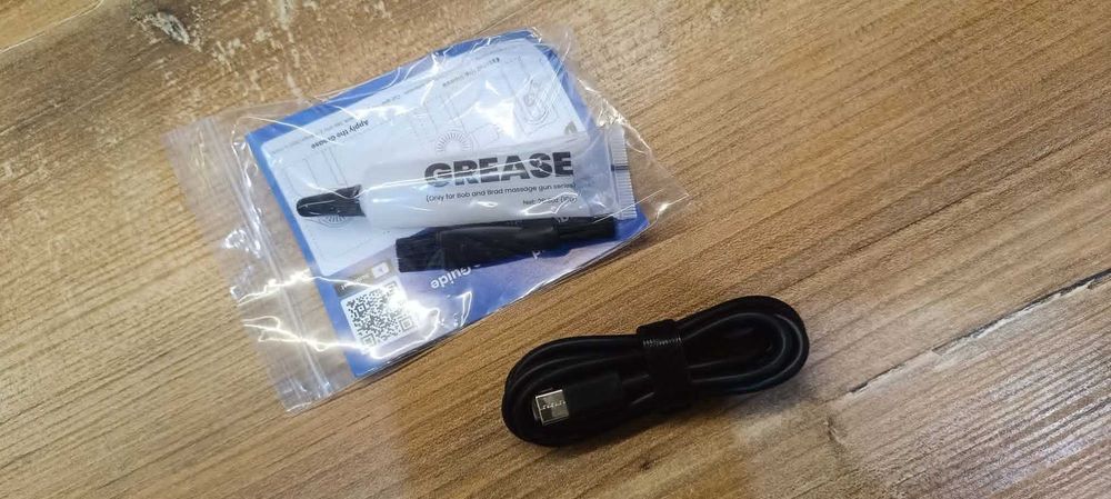 NOWY Profesjonalny masażer punktowy Bob and Brad D6 Ultra + akcesoria