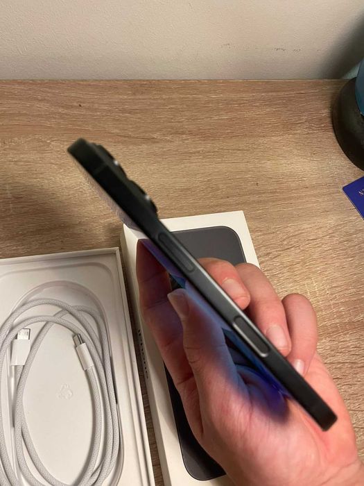 iPhone 16 Preto - como NOVO / Impecável! com faturas