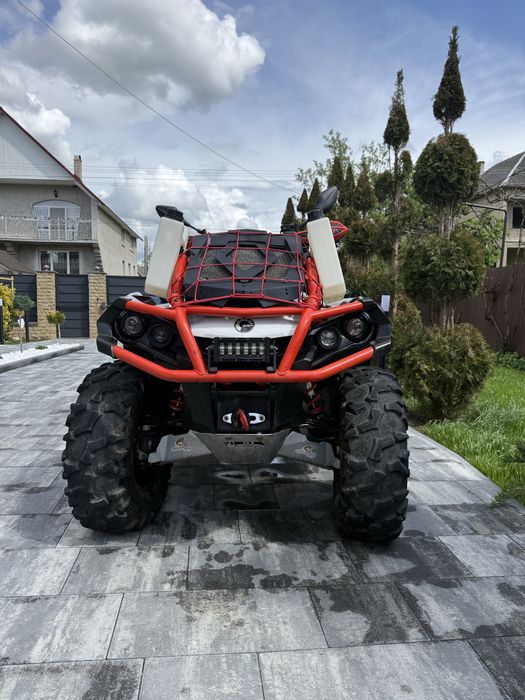 BRP XMR 1000 R обслужений.