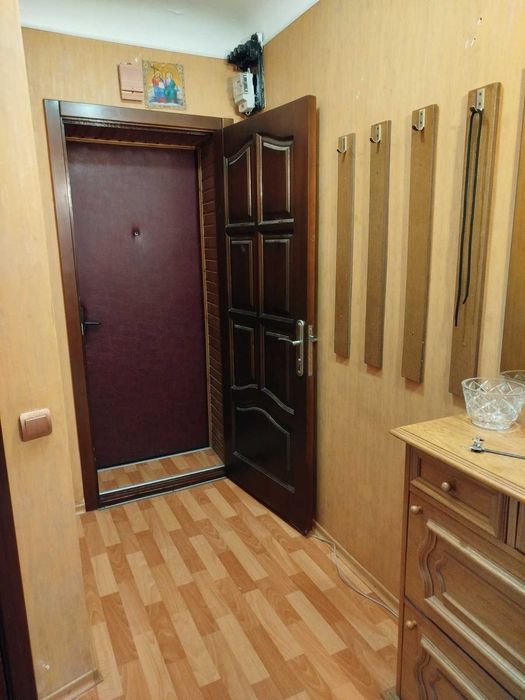 Сдам на небольшой срок. Центр Житомира, евроремонт, стиральная машинка