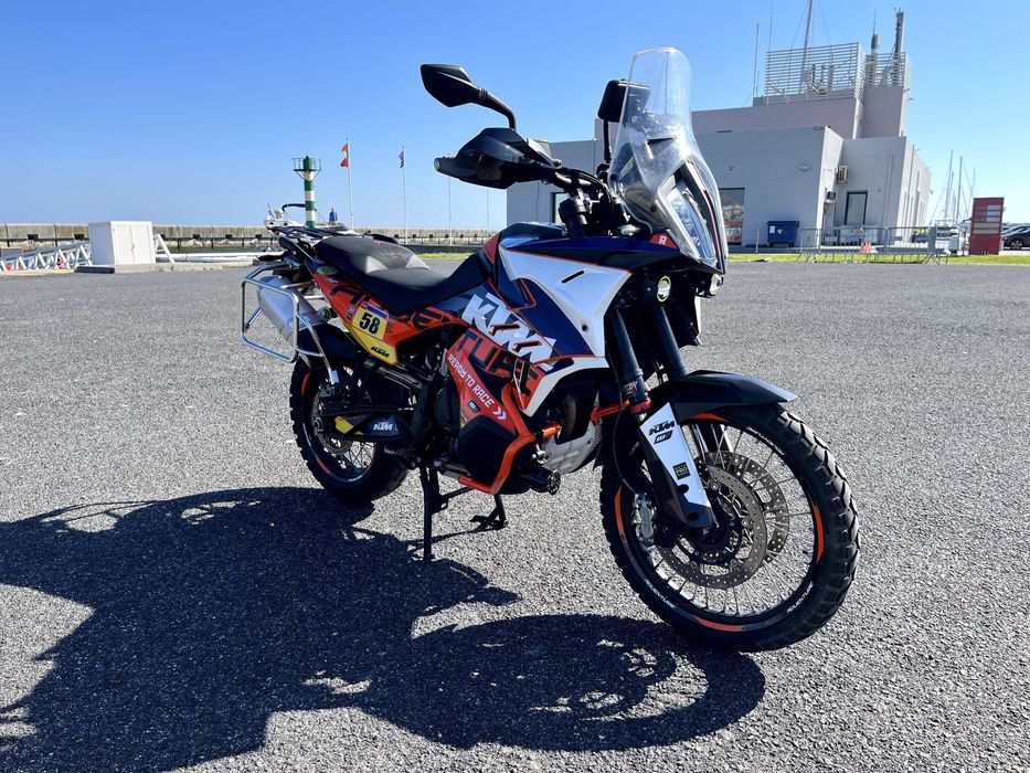 2021 KTM adventure 890 R