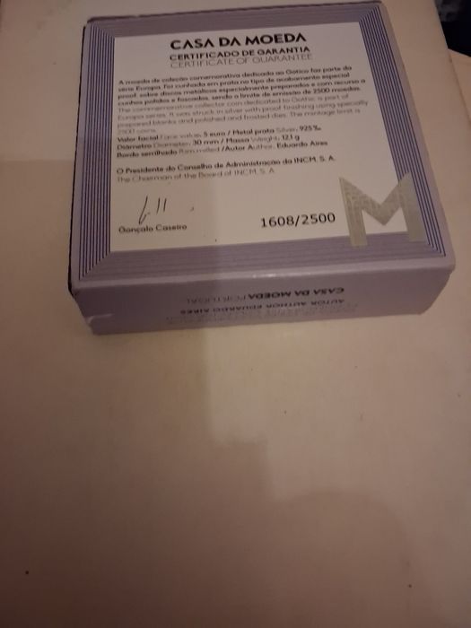 Moeda prof o gótico e Fénix