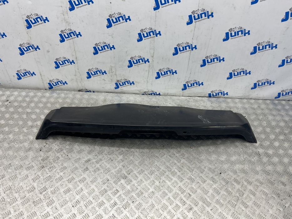 Спойлер крышки багажника LR016236 для Land Rover Range Rover Sport L32