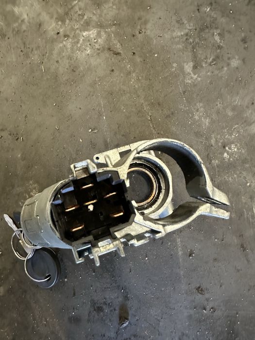 Stacyjka golf 2 3 passat b3 b4 vento volkswagen t4