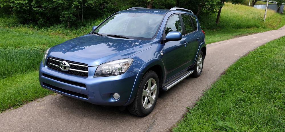 Sprzedam toyota rav4