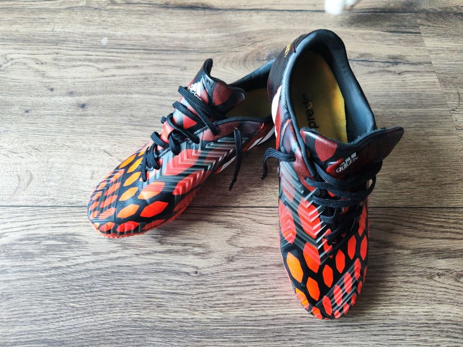 Korki Adidas  rozmiar 40