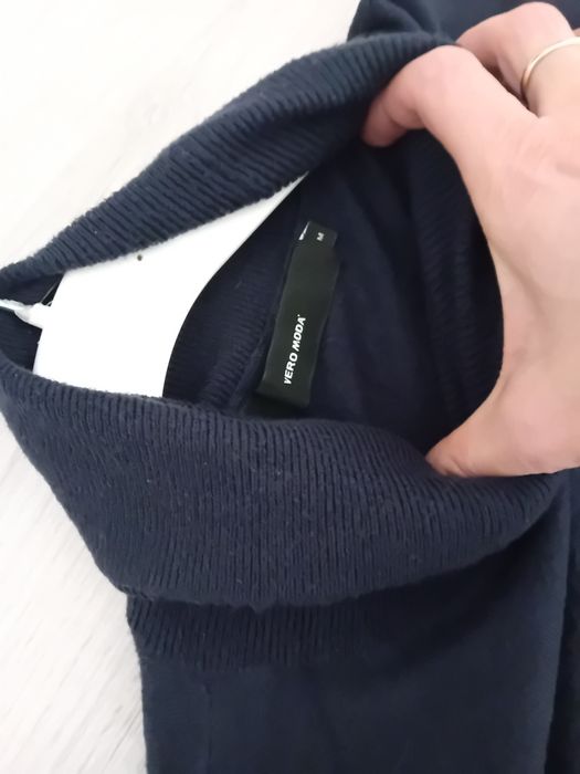 Vero moda sukienka zimowa granatowa