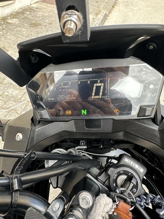 Nc 750 x poucos km