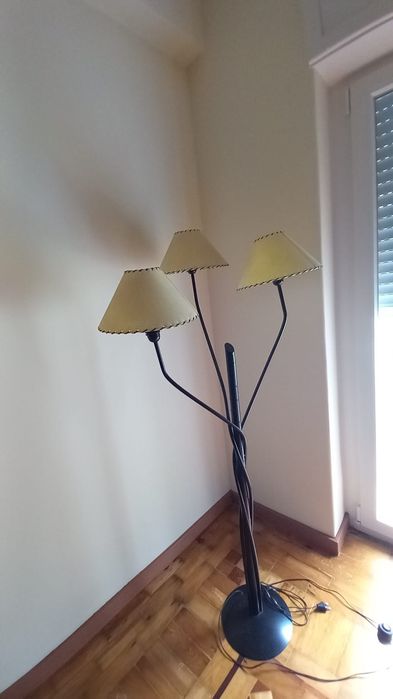 Three-Light Lamp64861408105857120