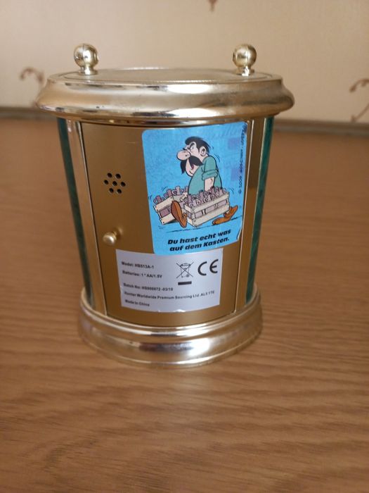Часи настільні на батарейці