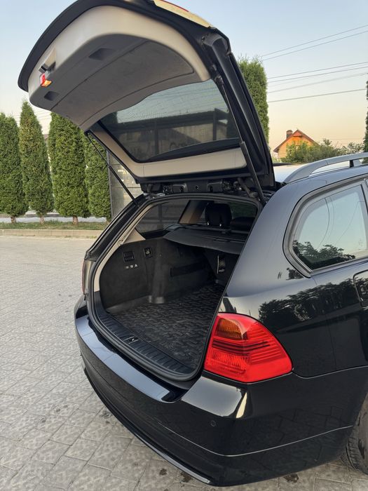 BMW  3 series E91    318 і