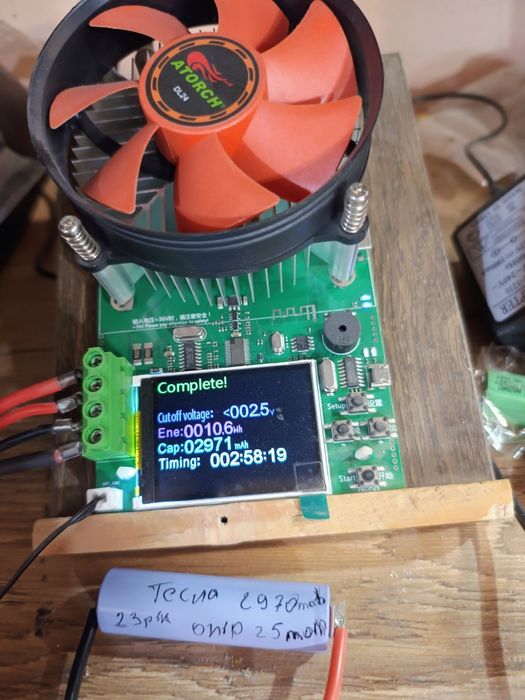 Акумулятори 3000mAh Tesla 18650 23рік панасонік + стальний