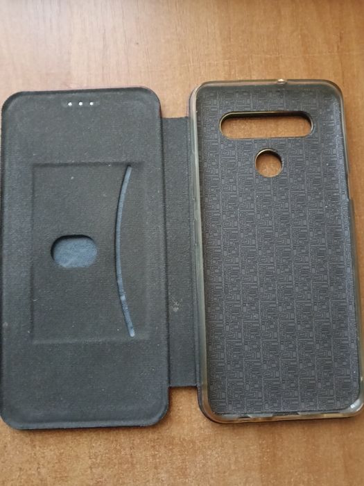 Sprzedam Etui LG  K 51