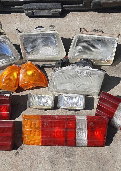 Фары,стопы оптика Форд эскорт 85 г.в