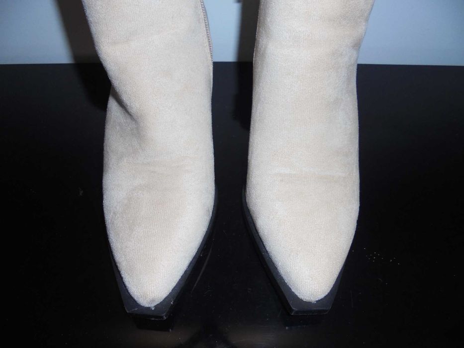 botas de senhora cor bege