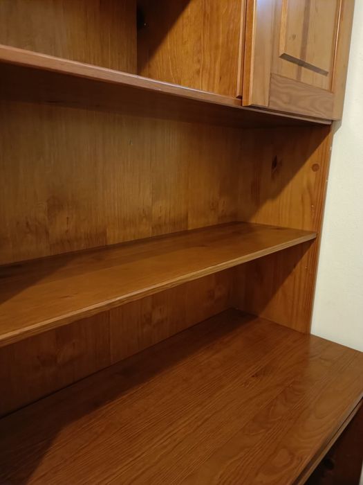 Secretária em madeira