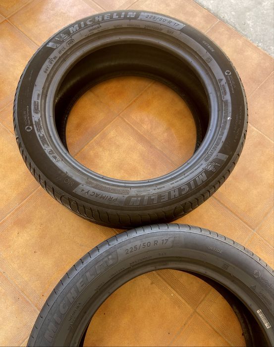 225 50 R17 - Michelin Primacy 4 c/ 70%Piso
