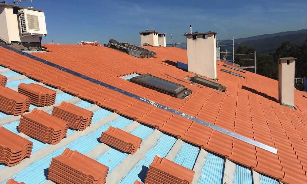 Lavagem, reparação, impermeabilização de telhados - Aproveite a nossa Campanha de verão!