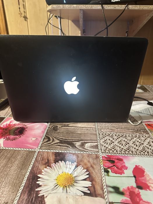 Ноутбук MacBook Pro