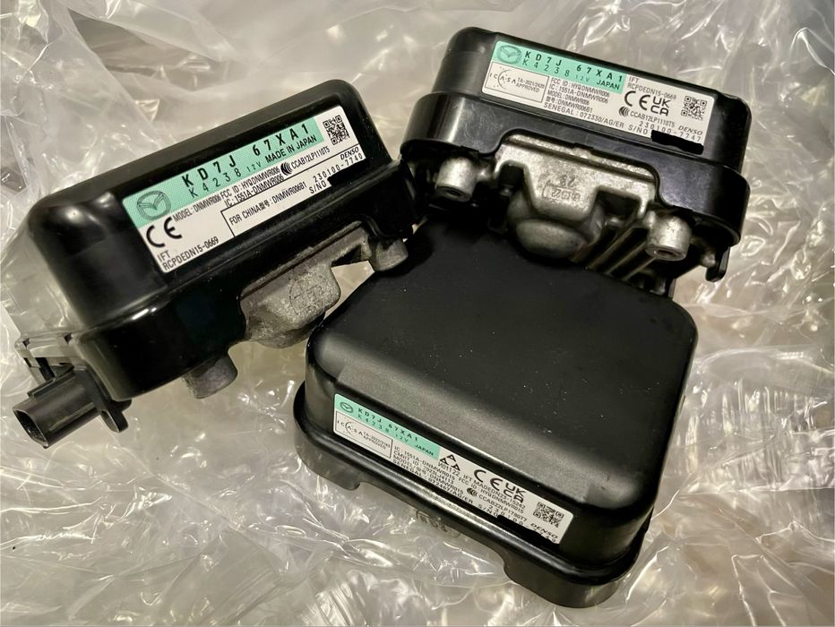 Радар distronic MAZDA - KD7J 67XA1 - зелений!