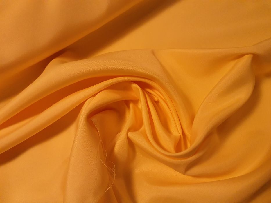 Podszewka żółta szer.150 cm.