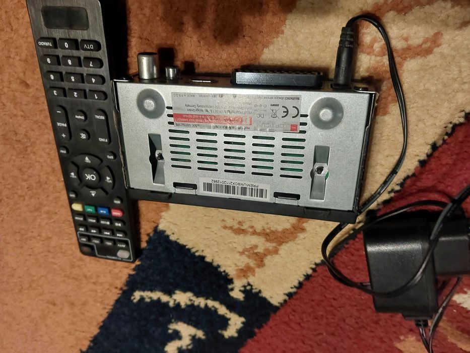 Dekoder tuner dvbt2  Opticum Premium Box