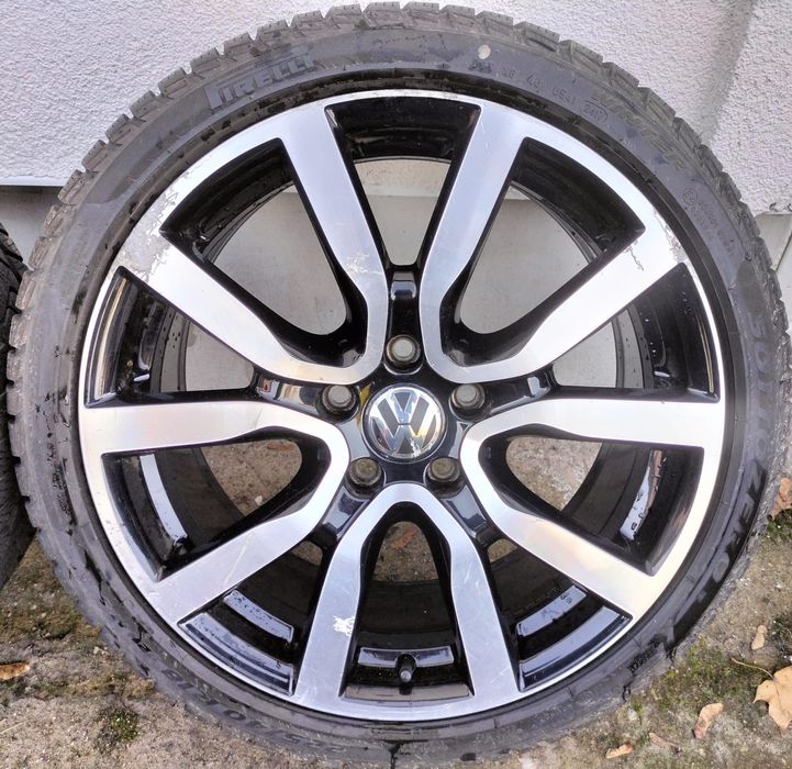 Felgi z oponami zimowymi VW Golf GTI GTD Caddy Touran 7,5x18 ET51 5x11