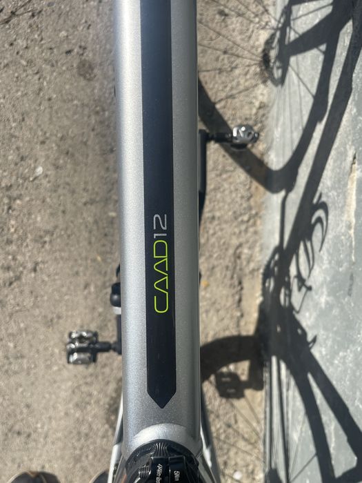 Bicicleta de estrada Cannondale CAAD 12 Disc