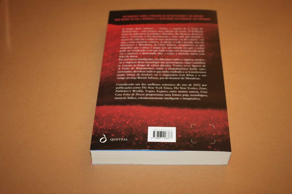 ' Uma Casa Feita de Doces // Jennifer Egan