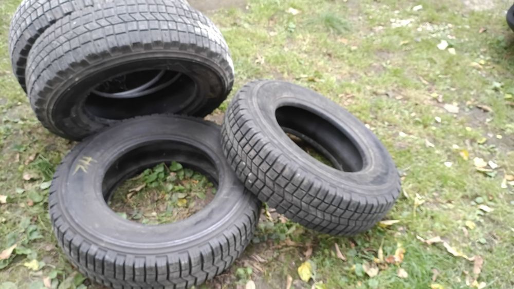 Opony zimowe 205/80/16 cali Michelin 4x4