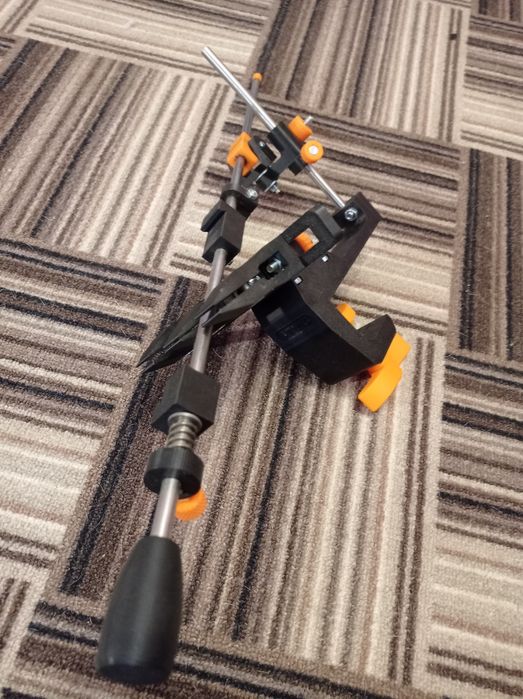 Точилка для ножів.Заточна система.