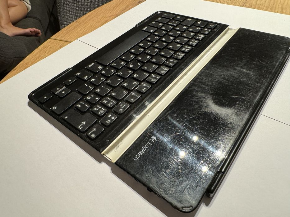 Klawiatura logitech do iPada
