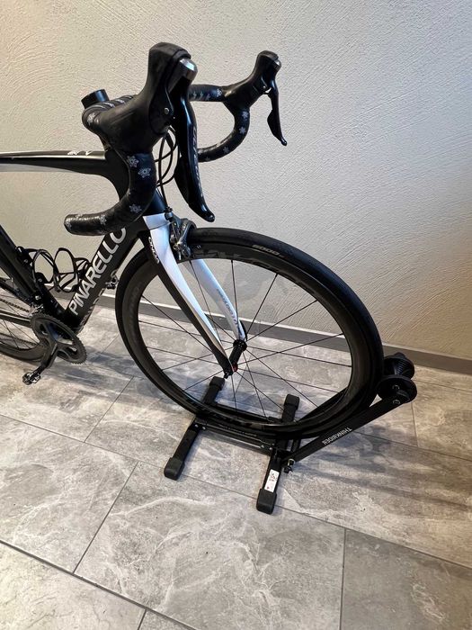 Rower szosowy Pinarello Gan S T700