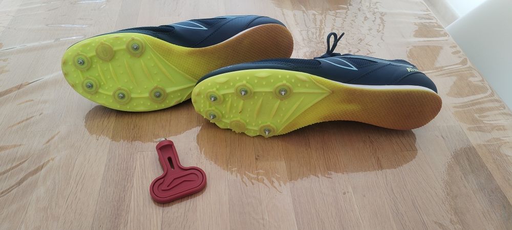 Ténis de bicos para pista