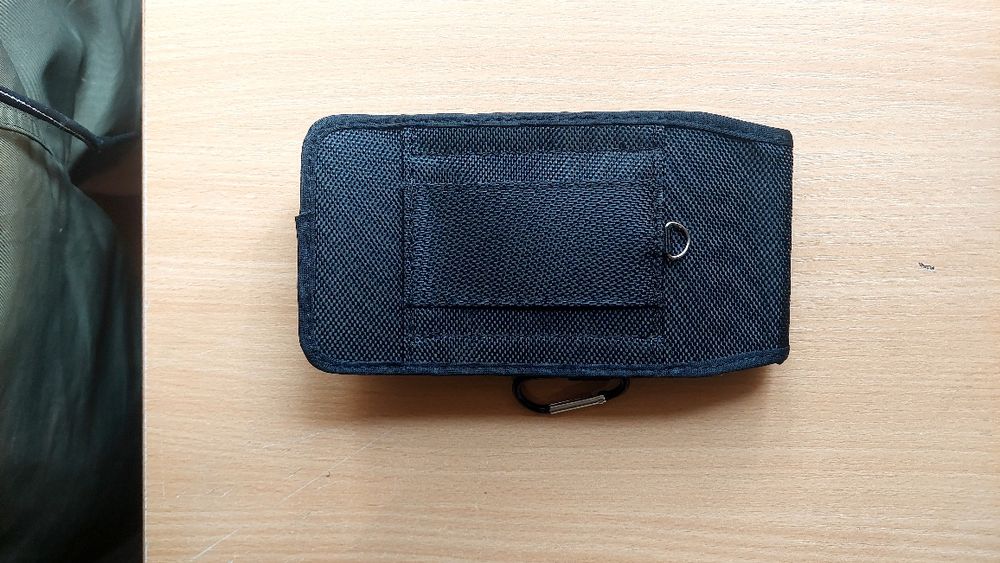 Продам чехол для смартфона