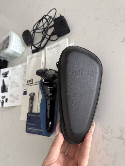 Бритва Philips. Нова