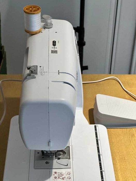 Máquina de costura digital Digital Sewing Machine