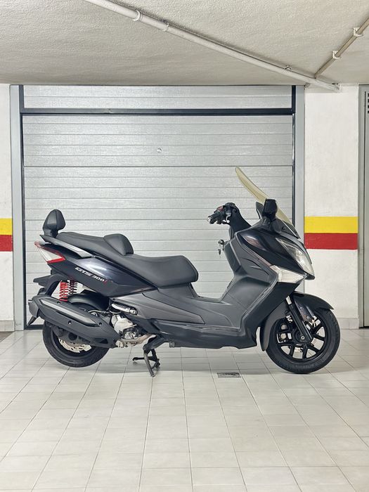 SYM GTS 300 de 2013 - Estimada