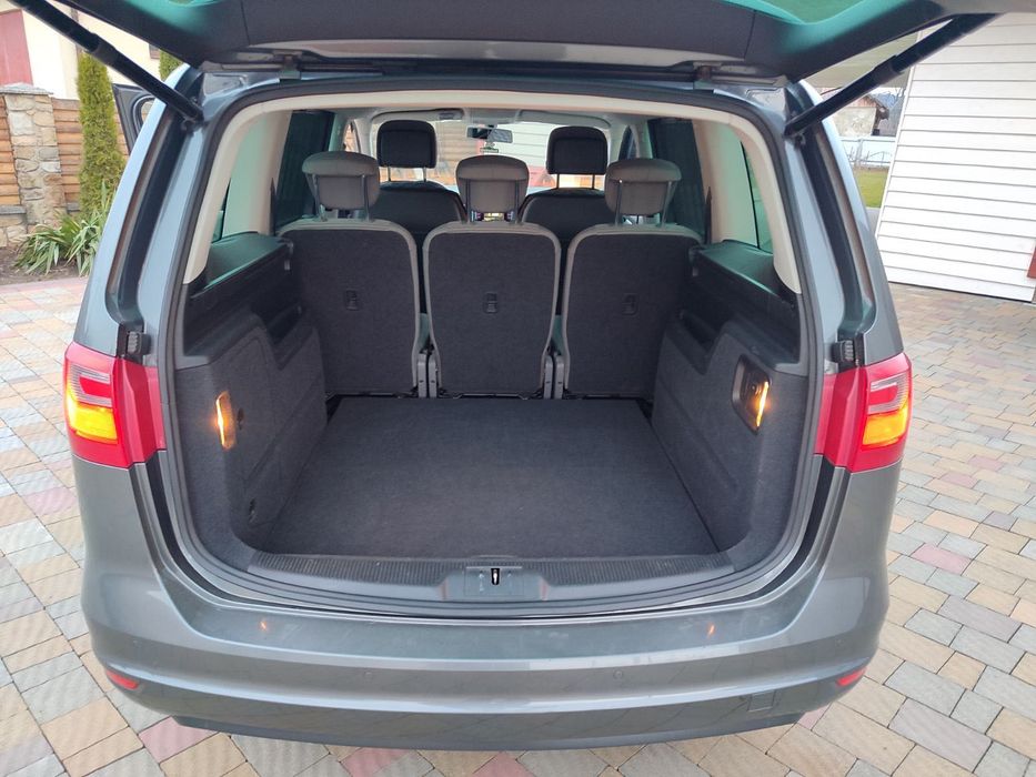 Автомобіль Seat Alhambra