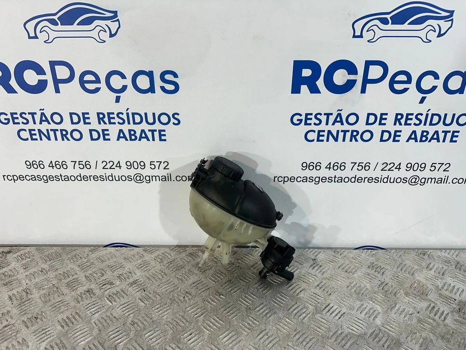 Reservatório Deposito Anticongelante Agua Motor Original Mercedes